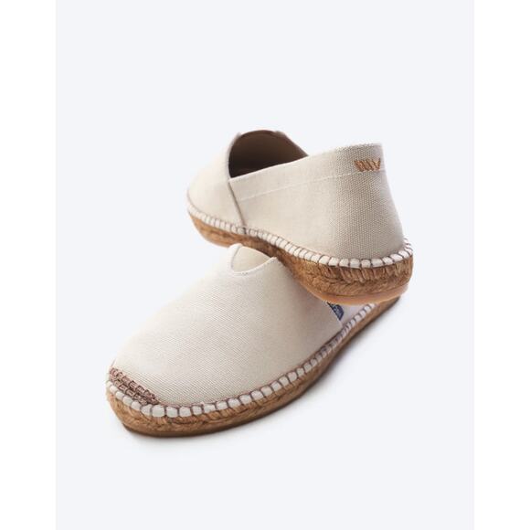 NWT  Viscata Barceloneta Canvas Espadrille Flats size 8 - Picture 1 of 7